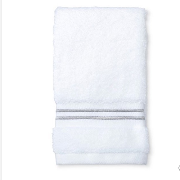 Fieldcrest Other - NWT fieldcrest micro-cotton Hand towel gray strip Fieldcrest Other - NWT fieldcrest micro-cotton Hand towel gray strip